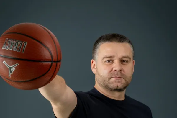 „Dream Team” sau coșmar politic? Ciucu îi vrea pe Băsescu și Nicușor Dan lângă el, pe post de consilieri