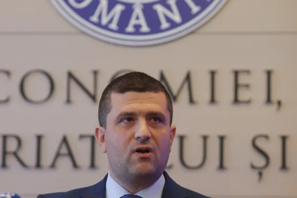 Moțiunea simplă depusă de AUR împotriva lui Radu Miruță a fost respinsă