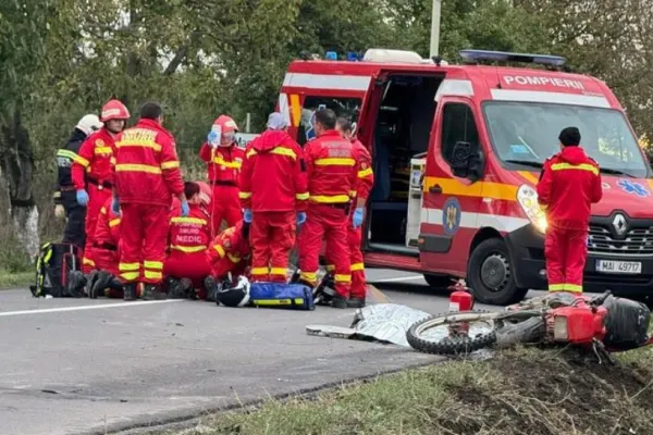 Accident fatal pe un drum din Mureș: doi bărbați au murit după ce motocicleta lor s-a ciocnit cu două autoturisme