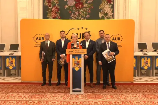 AUR atacă la Curtea Constituțională legea privind plata pensiilor private