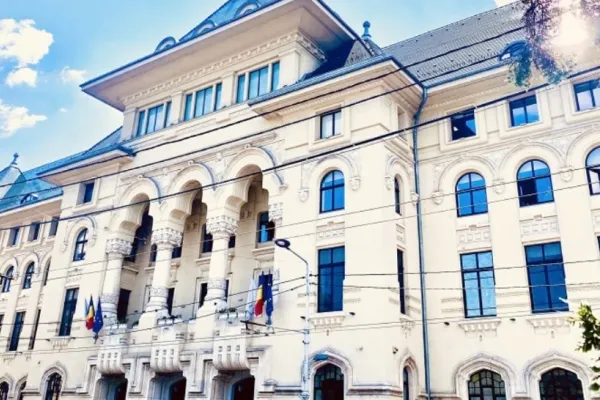 Ședința CGMB, suspendată din lipsă de cvorum. Consilierii PSD, PUSL și AUR nu au fost prezenți