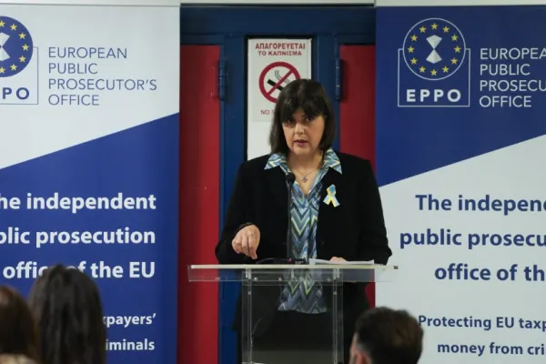 Rețelele infracționale chinezești invadează UE. Avertisment de la procurorul-șef al Parchetului European, Laura Codruța Kovesi