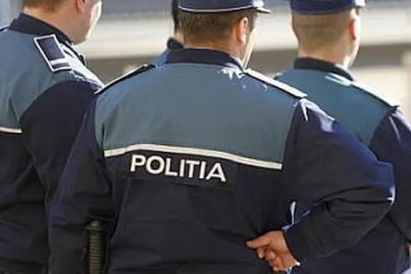 Intervenție de urgență la Craiova: polițiștii au salvat un bărbat care încerca să-și pună capăt zilelor