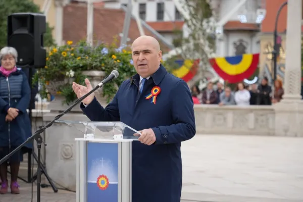 Stenograme-bombă din dosarul trezorierului lui Bolojan: 1,5 milioane de euro pentru intrarea la șeful guvernului. Executivul a confirmat întâlnirea – DOCUMENT