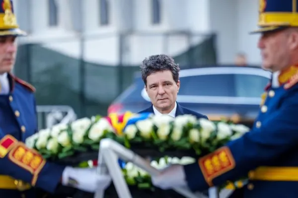 Nicușor Dan nu are gata strategia de apărare, dar are timp pentru campania reziștilor
