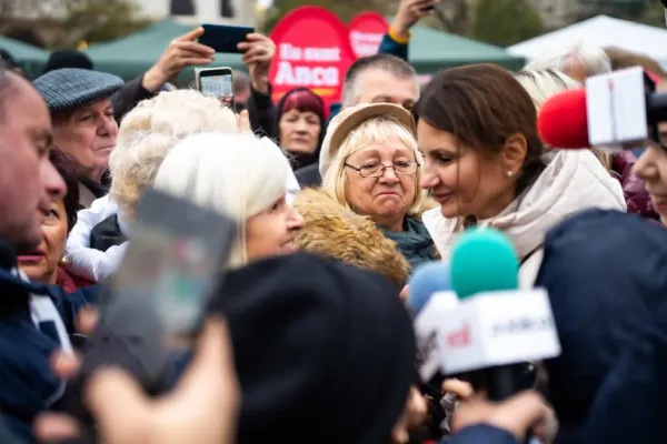 Anca Alexandrescu a stat de vorbă cu românii sărăciți de sistem: „Nu-mi imaginam că în Bucureștiul anului 2025 există atâta sărăcie” – VIDEO