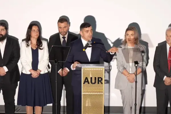 George Simion îl critică pe președintele Nicușor Dan pentru participarea la lansarea candidaturii lui Cătălin Drulă