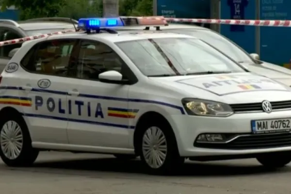 Trupul unui bărbat de 51 de ani, descoperit într-un parc din Constanța. Polițiștii au deschis o anchetă
