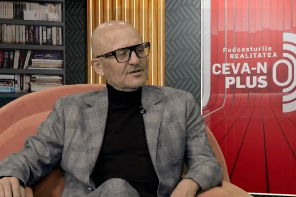 Podcasturile REALITATEA – Ceva-n PLUS: Adrian Mititelu vorbește despre presiunile și „șantajul” din spatele conflictelor din fotbal - VIDEO
