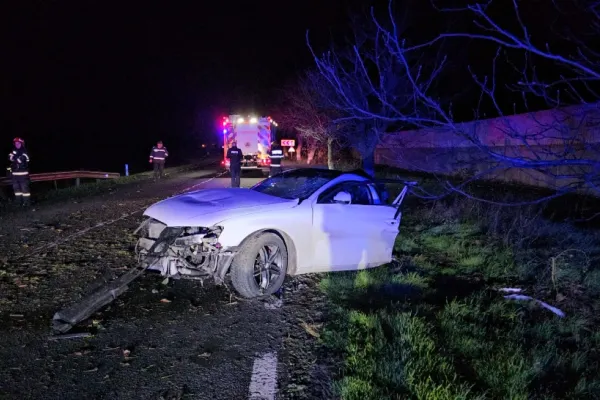 Accident TERIBIL  la Murfatlar. Un șofer a murit după ce s-a izbit cu mașina de un TIR, Mașina s-a oprit după încă 150 de metri - FOTO/VIDEO