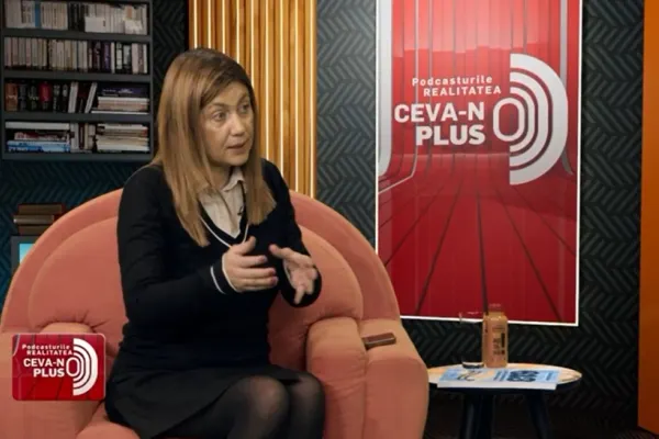 Podcasturile REALITATEA - Ceva-n PLUS Carmen Ivanov face dezvăluiri în premieră la Realitatea PLUS: ”Cătălin Moroșanu a fost la cursuri”