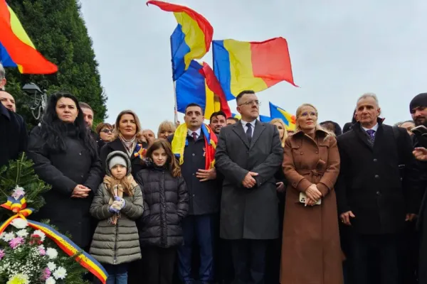 George Simion la Congresul AUR de la Alba Iulia: „Suntem ultima speranță a românilor de a avea o țară a lor, liberă, suverană și bogată” LIVE TEXT