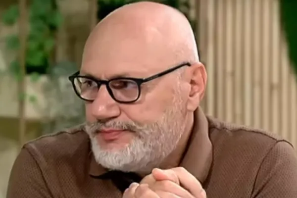 Cristian Andrei, anchetat pentru abuzuri sexuale și exercitare fără drept a profesiei! Percheziții de amploare, miercuri dimineață: presupusul psiholog urmează să fie audiat