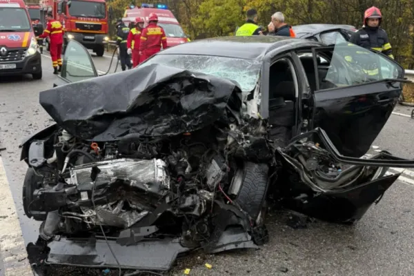 Accident mortal pe DN 56: doi morți și un rănit după ce un șofer a pătruns pe contrasens FOTO