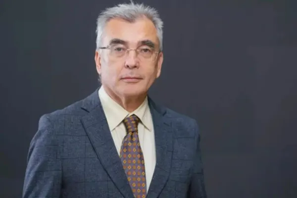 Miza ascunsă a apelului lui Nicușor Dan la patronate. Petrișor Peiu: „Este o invitație la predarea puterii către un grup de multinaționale”