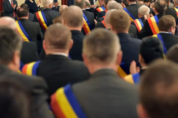Grupul parlamentar PACE - Întâi România, scrisoare deschisă către toți primarii din România: ”Este momentul ca vocea administrației locale să se facă auzită la București”