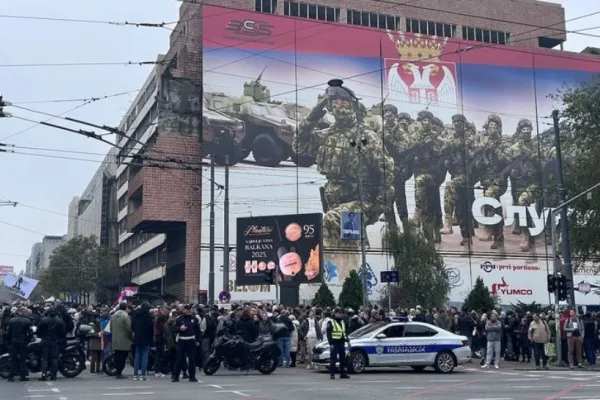 Proteste masive în Serbia împotriva legii care facilitează proiectul imobiliar al lui Jared Kushner, ginerele lui Donald Trump