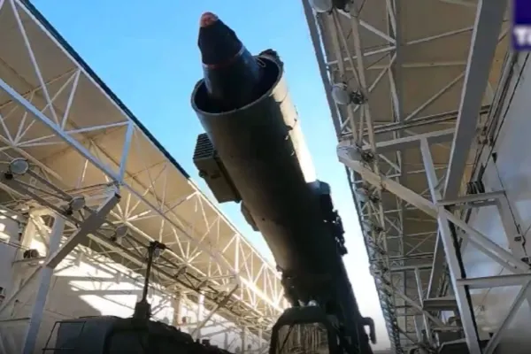NATO, în alertă după ce racheta nucleară a lui Putin este gata: „Cernobîlul zburător”
