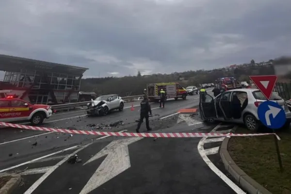 Tragedie la ieșirea din Cluj-Napoca: un bărbat a murit, iar trei persoane – între care și un copil – au fost rănite într-un accident
