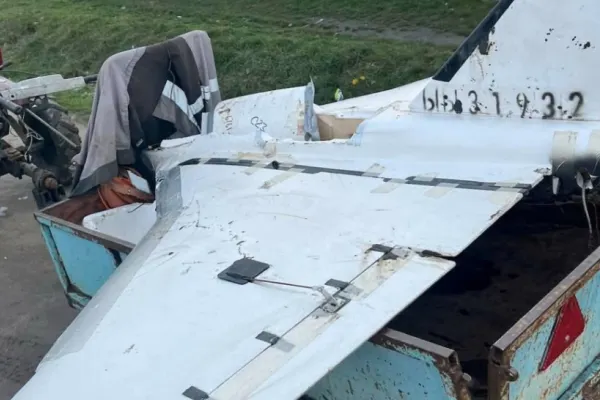 A găsit o dronă rusească pe câmp și a pus-o pe remorcă. Plimbarea care a lăsat autoritățile din Republica Moldova cu gura căscată - VIDEO