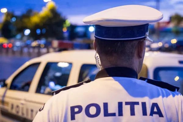 Bărbat din Argeș, arestat pentru ultraj. A lovit un polițist pentru că nu i-a dat dreptate în urma sesizării unui presupus furt
