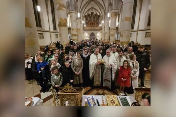Demonstrație emoționantă de credință la mii de kilometri de casă. Moaștele Sfântului Nicolae, duse în Germania - VIDEO