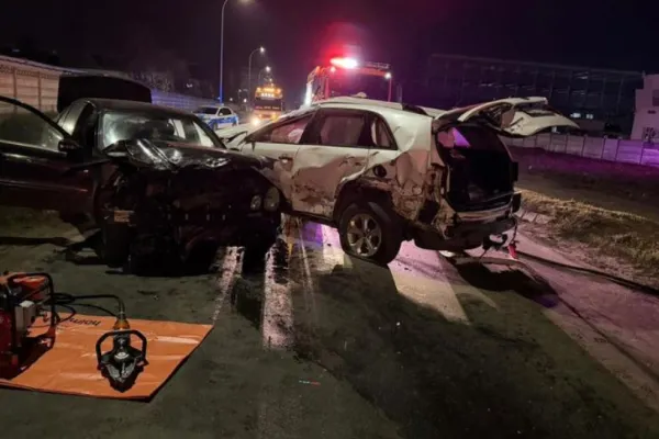 Accident grav în Târgu Mureş: şase victime în urma coliziunii a două autoturisme