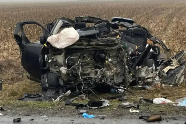 Unul dintre supraviețuitorii accidentului din Timiș a dezvăluit care ar fi cauza tragediei: ce s-a întâmplat în microbuz înainte de impactul devastator