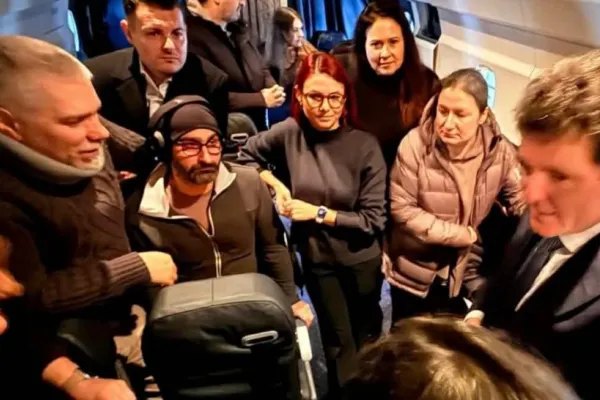 Cenzura prinde putere. Nicușor Dan nu a invitat Realitatea PLUS la Paris