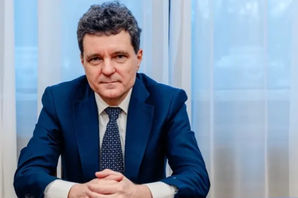 Nicușor Dan, mesaj de 8 Martie pentru femei: "Va admir pentru curaj și putere!"