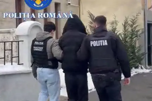 Tânăr urmărit internațional pentru crimă în Franța, capturat de polițiști într-un mall din Cluj