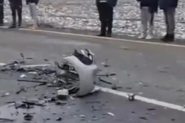 Accident mortal pe DN 65 între un autoturism și un autocamion. Un tânăr de 25 de ani și-a pierdut viața - VIDEO