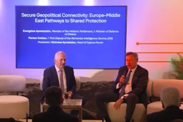 Florian Coldea, avertisment halucinant de la Davos: „Serviciile secrete vor decide viitorul lumii!”. Anca Alexandrescu: "El și alți șefi ai serviciilor au fost vânduți puterilor străine"