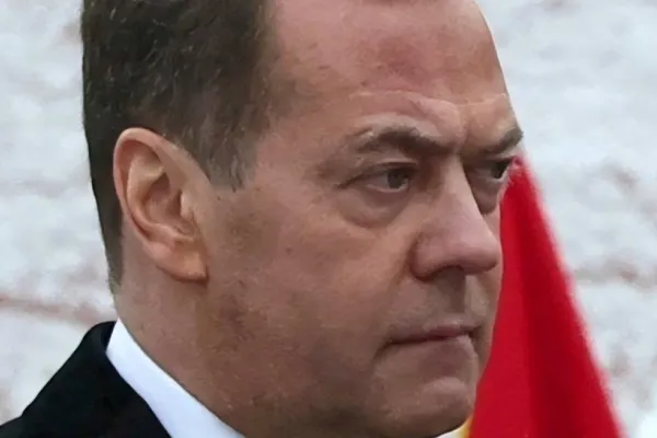 Medvedev, atac furibund la Ursula Von der Leyen după explozia de la Constanța: „Așteptăm ca nebuna termonucleară să numească viitoarea explozie a sediului UE din Bruxelles”