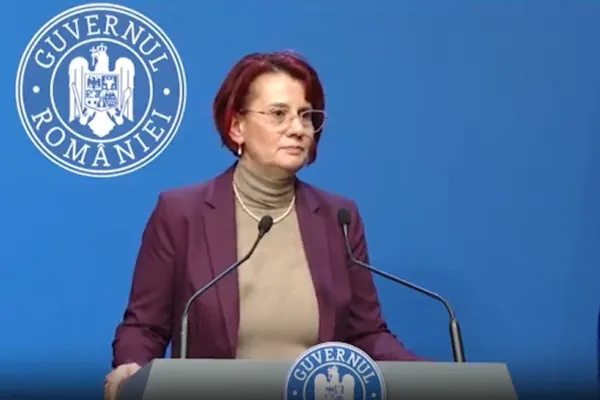 Moment penibil la Guvern. Purtătoarea de cuvânt nu știe să răspundă la întrebările jurnaliștilor - VIDEO