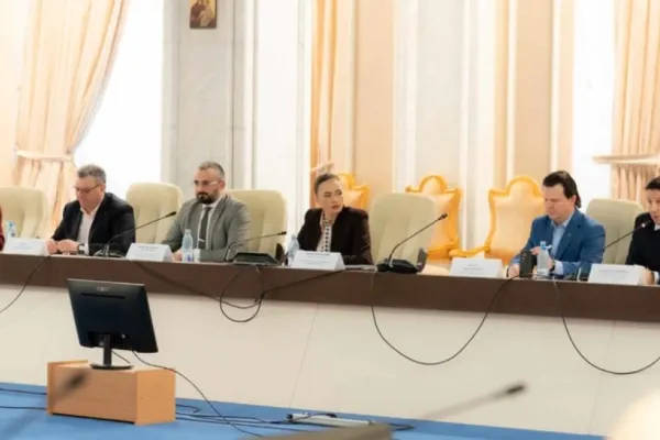AUR acuză: „Instituții ale statului sfidează Parlamentul și refuză să dea explicații despre anularea alegerilor. Românii merită să cunoască adevărul!”