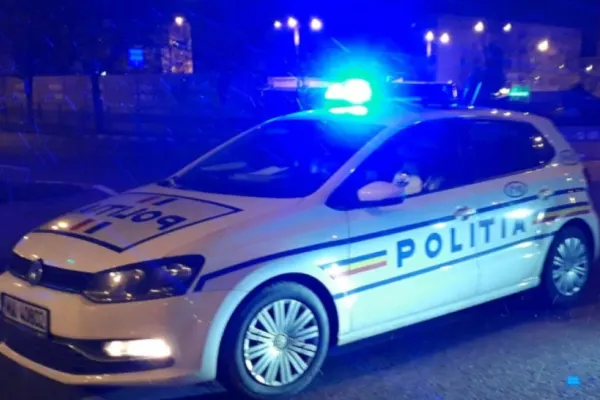 Incident grav în Dâmbovița: un cetățean italian, atacat cu toporul de cumnatul său. Bărbatul venise în vizită la rude