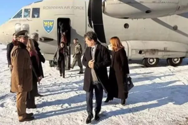 Teste surprinzătoare la bordul Spartanului prezidențial. Ce verifică MApN la aeronava cu care a zburat Nicușor Dan