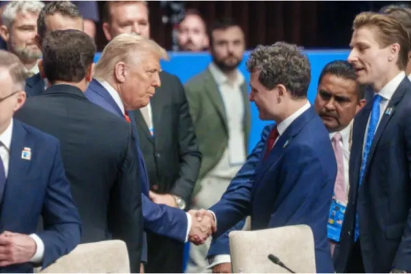 Nicușor Dan se laudă că întărește relația cu SUA, dar nu merge la Davos să se întâlnească cu Donald Trump