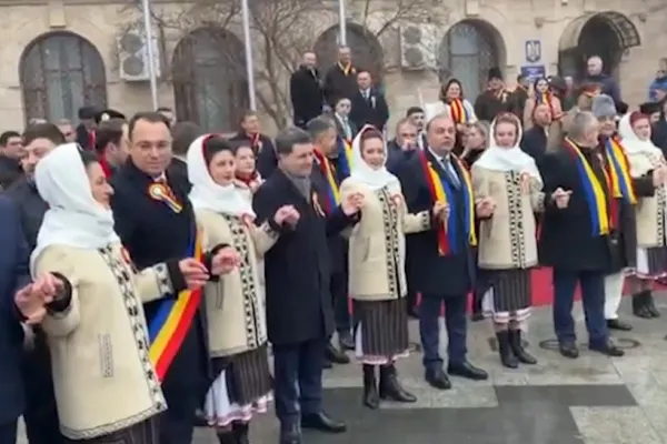 EȘEC total de Ziua Unirii Principatelor Române. Nicușor Dan, huiduit copios la Iași și Focșani - VIDEO