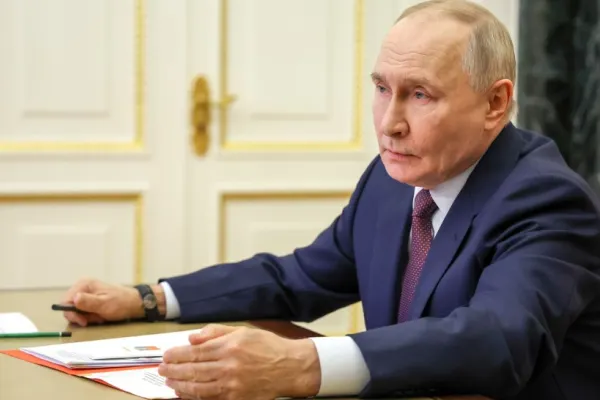 Vladimir Putin i-a răspuns invitației lui Trump de a se alătura Consiliului pentru Pace. Cine intră și cine refuză noua construcție politică a președintelui SUA