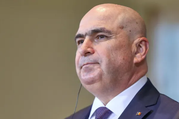 Guvernul pregătește un fond al sărăciei. Cum vrea Bolojan să împartă banii, după ce a crescut taxele și impozitele locale