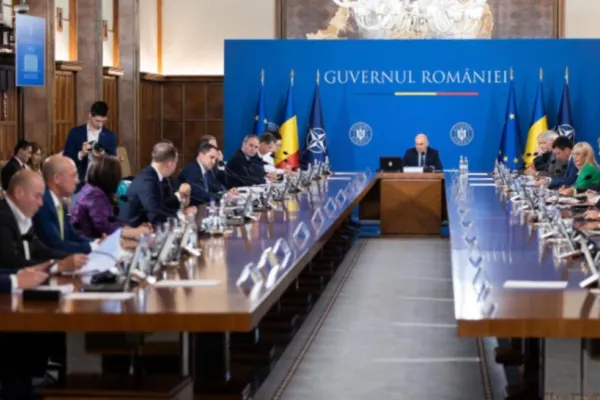 Guvernul a aprobat deblocarea a peste 6.850 de posturi în spitale și serviciile de ambulanță
