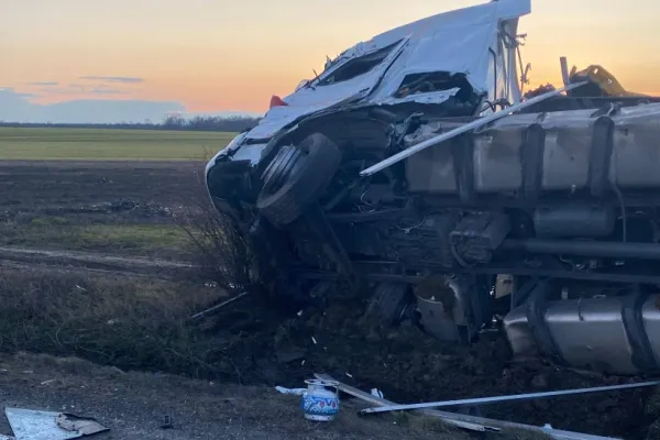 Accident mortal între două autotrenuri pe DN 56A, în Mehedinți