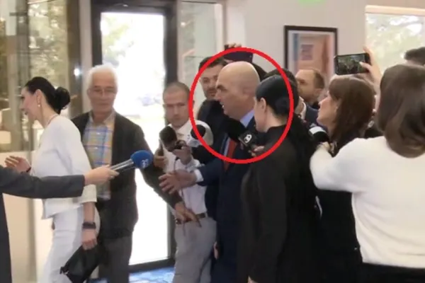 Bolojan fuge iar de presă, în plin scandal pe taxe și pensii VIDEO