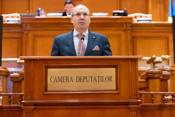 Silviu Gurlui (deputat AUR): „Coaliția PSD-PNL-USR-UDMR a trântit de pământ unul dintre cele mai subfinanțate sisteme de învățământ din Uniunea Europeană”