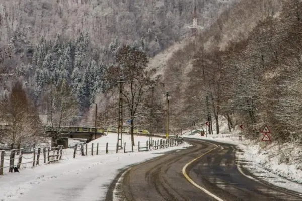 Transfăgărășan închis în zona localității Arefu până pe 20 martie: ce trebuie să știe șoferii și ce variante au la dispoziție