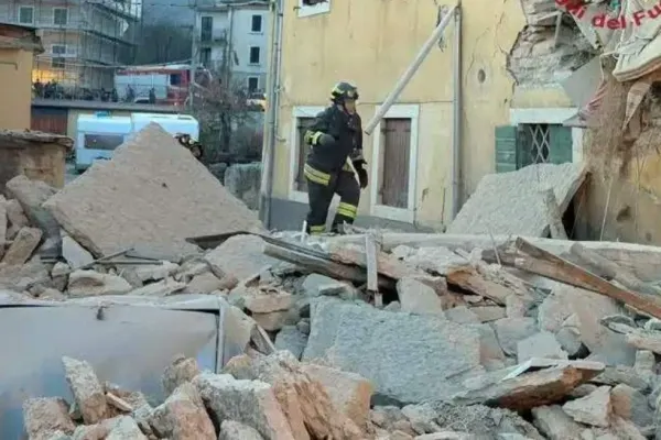 Explozie devastatoare în Italia: clădire cu trei etaje prăbușită. O femeie de 68 de ani a murit