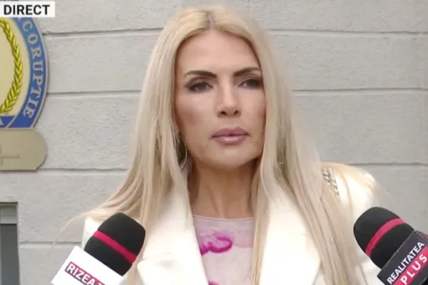Laura Vicol a depus o plângere penală pe numele lui Siegfried Mureșan: „Acest aservit străinilor mă amenință”