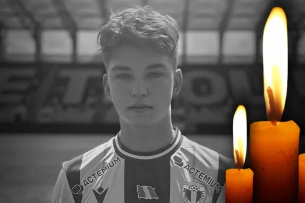 El este Mario, adolescentul care a murit în accidentul feroviar de la Comarnic. Puștiul de 16 ani era junior al echipei Petrolul Ploiești